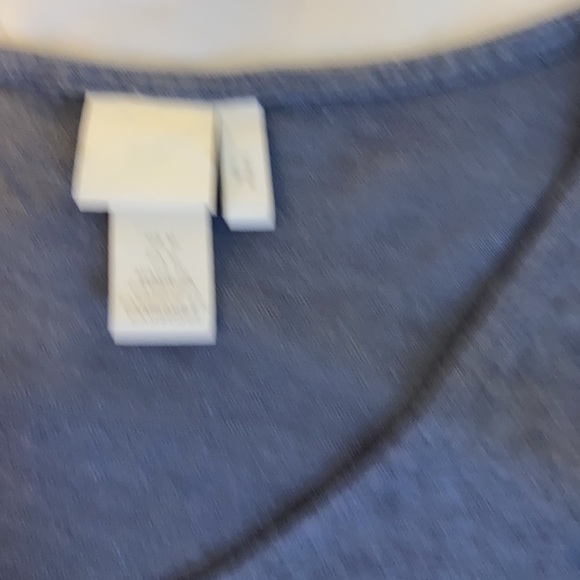 H&M Top - Picture 2 of 3